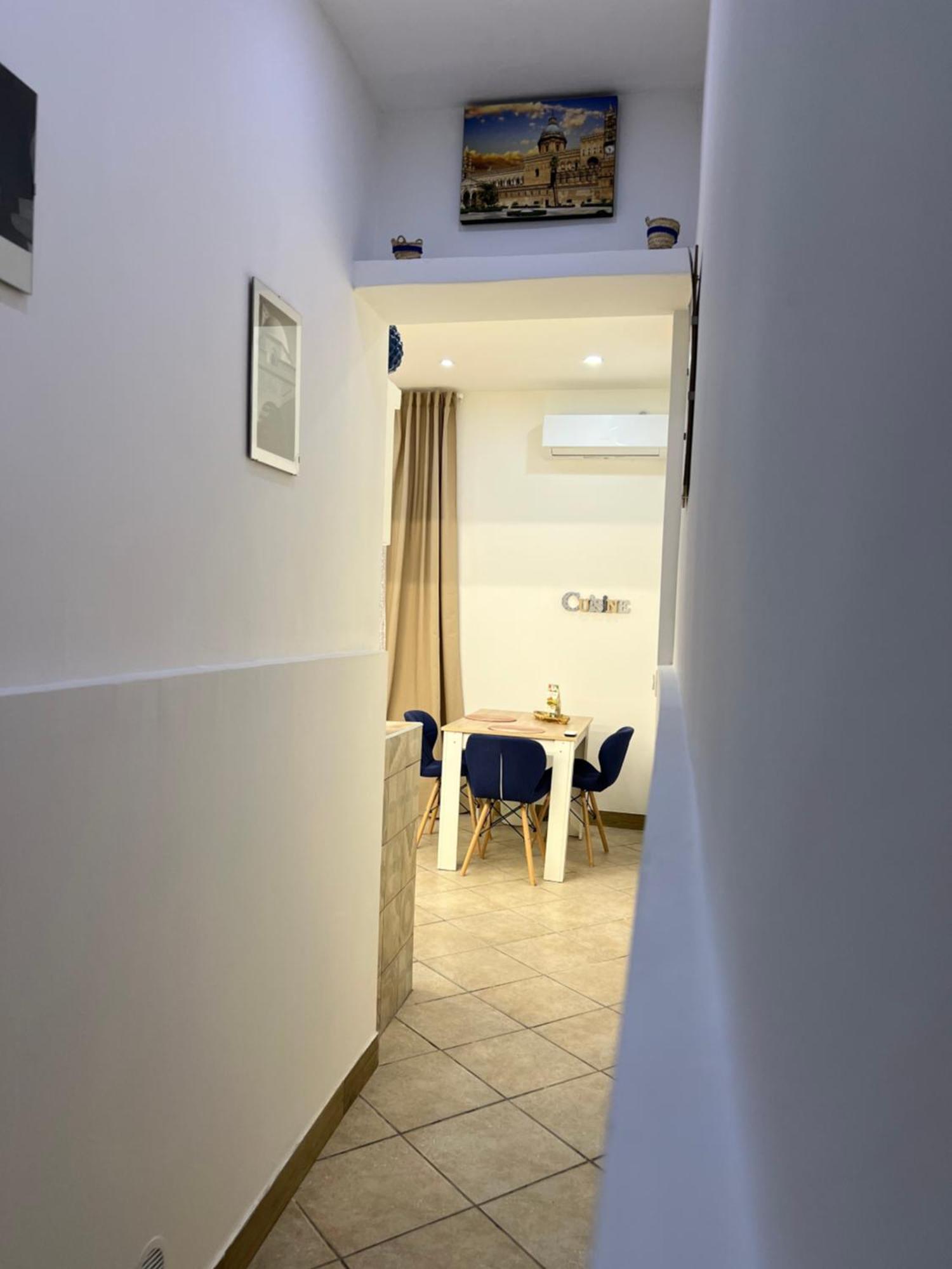 Porta Dei Greci Bed & Breakfast ปาแลร์โม ภายนอก รูปภาพ